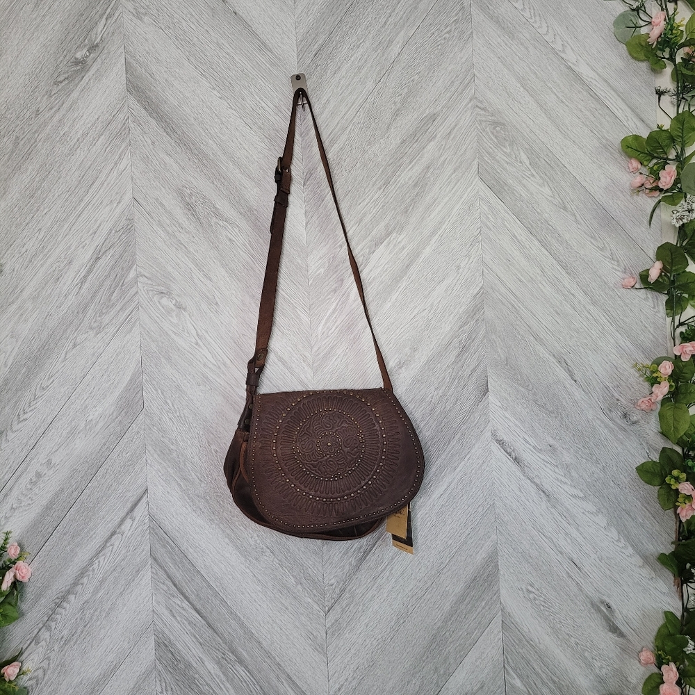 Patricia Nash Luciana Crossbody Leather Saddle Bag - Picture 2 of 16